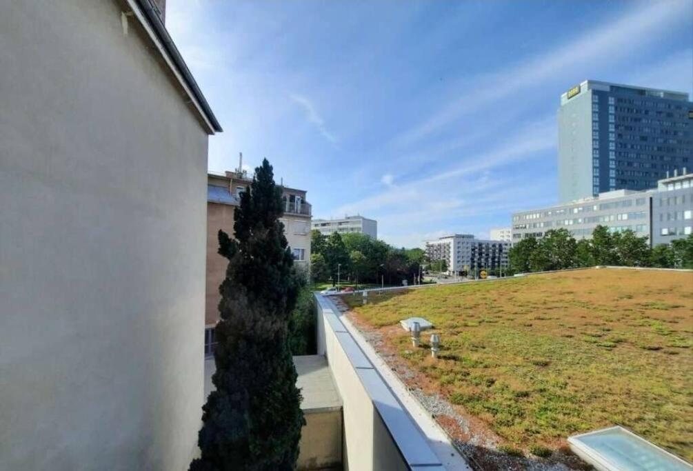 Modern And Light 2-Room Apartment Vienna Luaran gambar